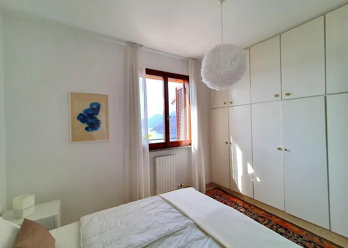 In With Pool Дом отдыха