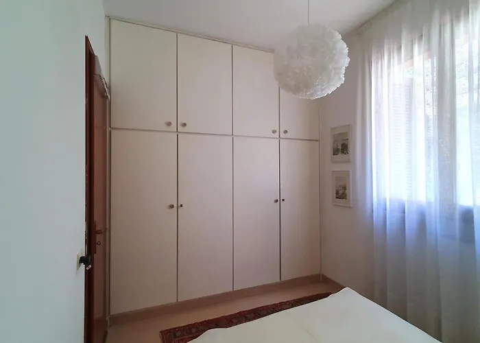 In With Pool Дом отдыха